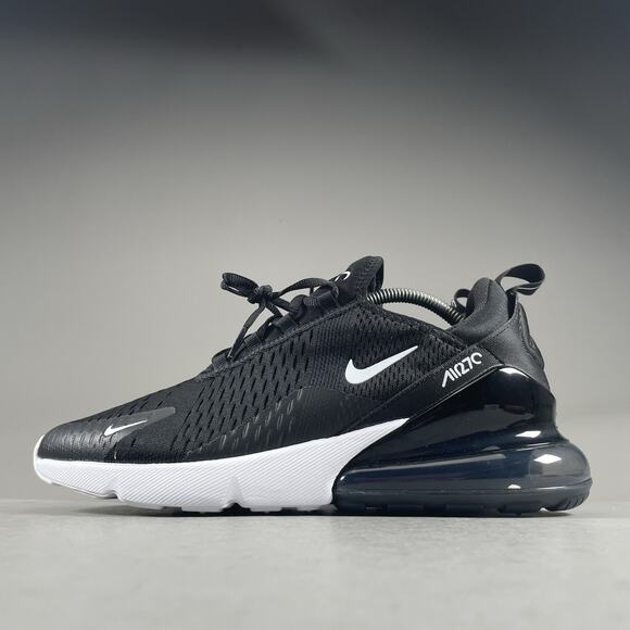 Womens 11.5 Mens 10 Nike Air Max 270 Black White Running Shoes Athletic Sneakers